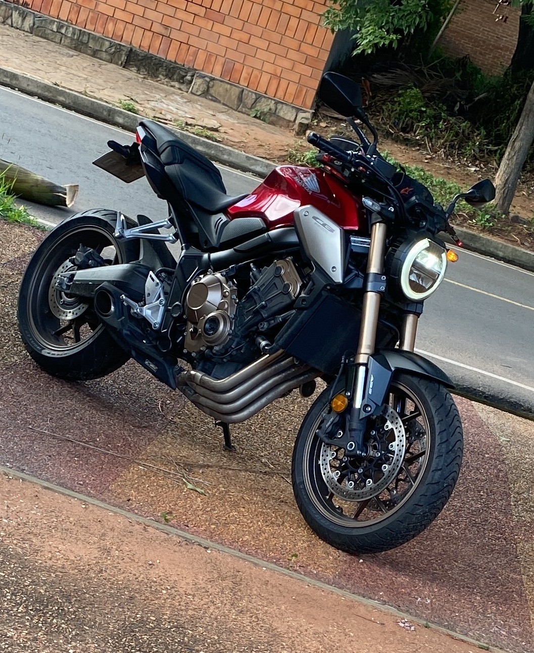 HONDA CB650R 2019