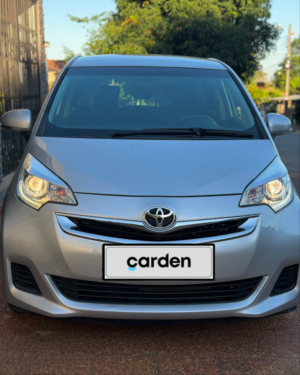 TOYOTA RACTIS 2015