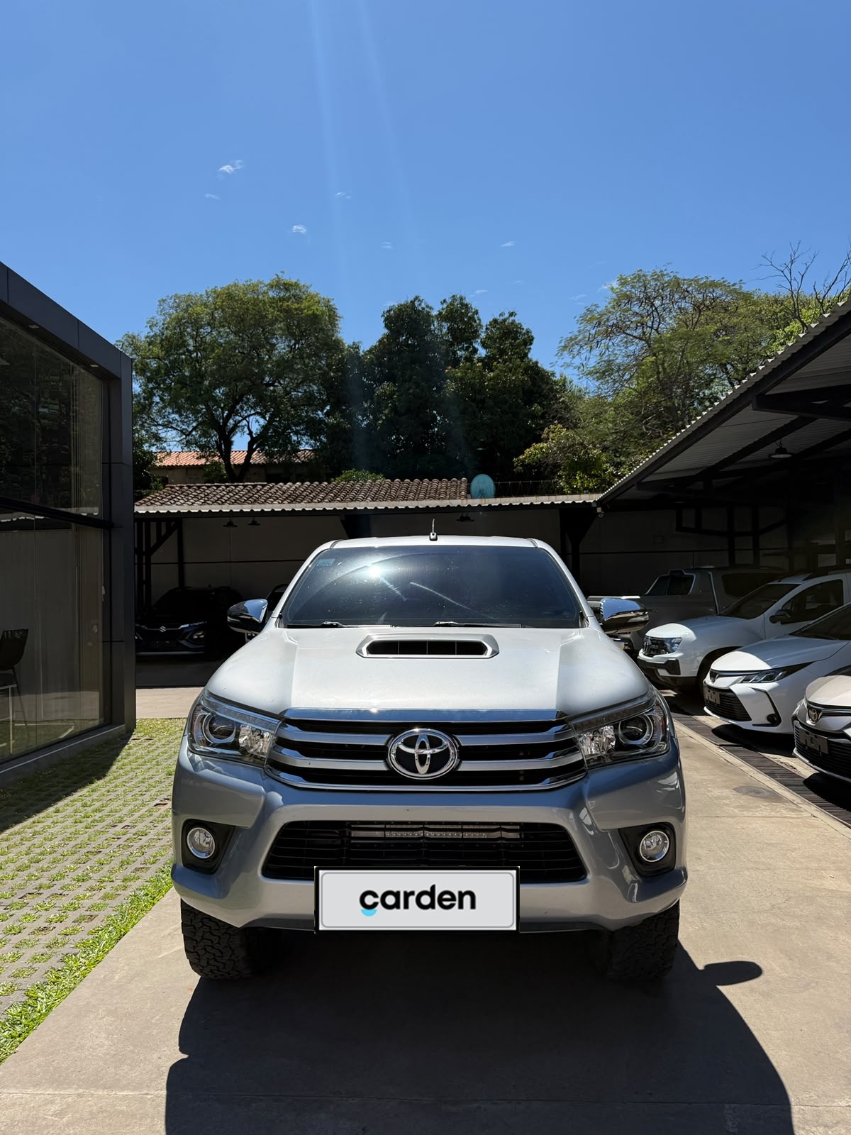 TOYOTA HILUX 2016