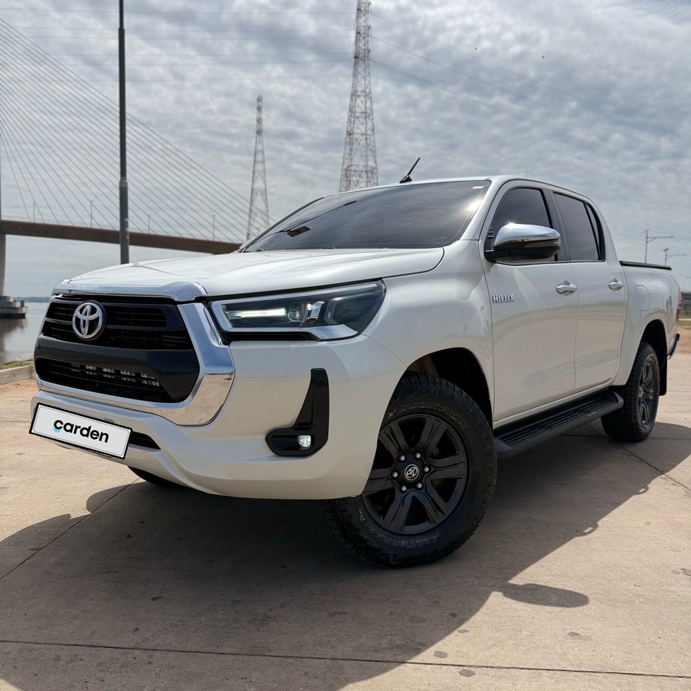 TOYOTA HILUX 2021