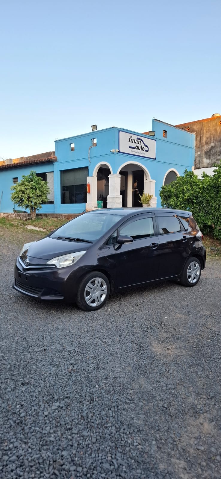 TOYOTA RACTIS 2011